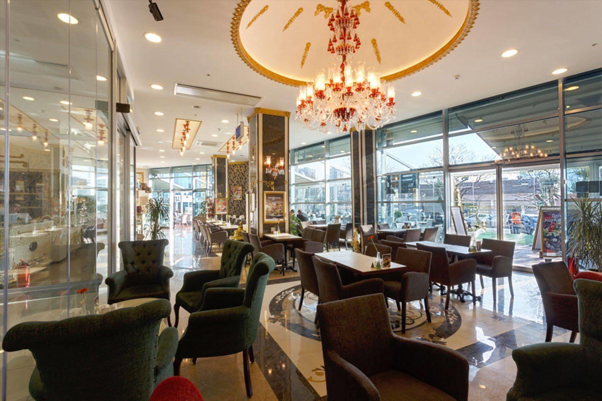 Flora Suites Atasehir Istanbul Exteriör bild